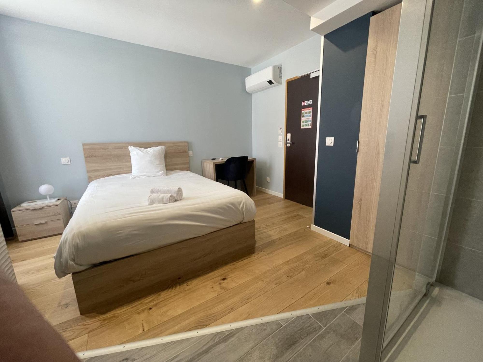 Le Celtic Hotel Le Thillay Quarto foto
