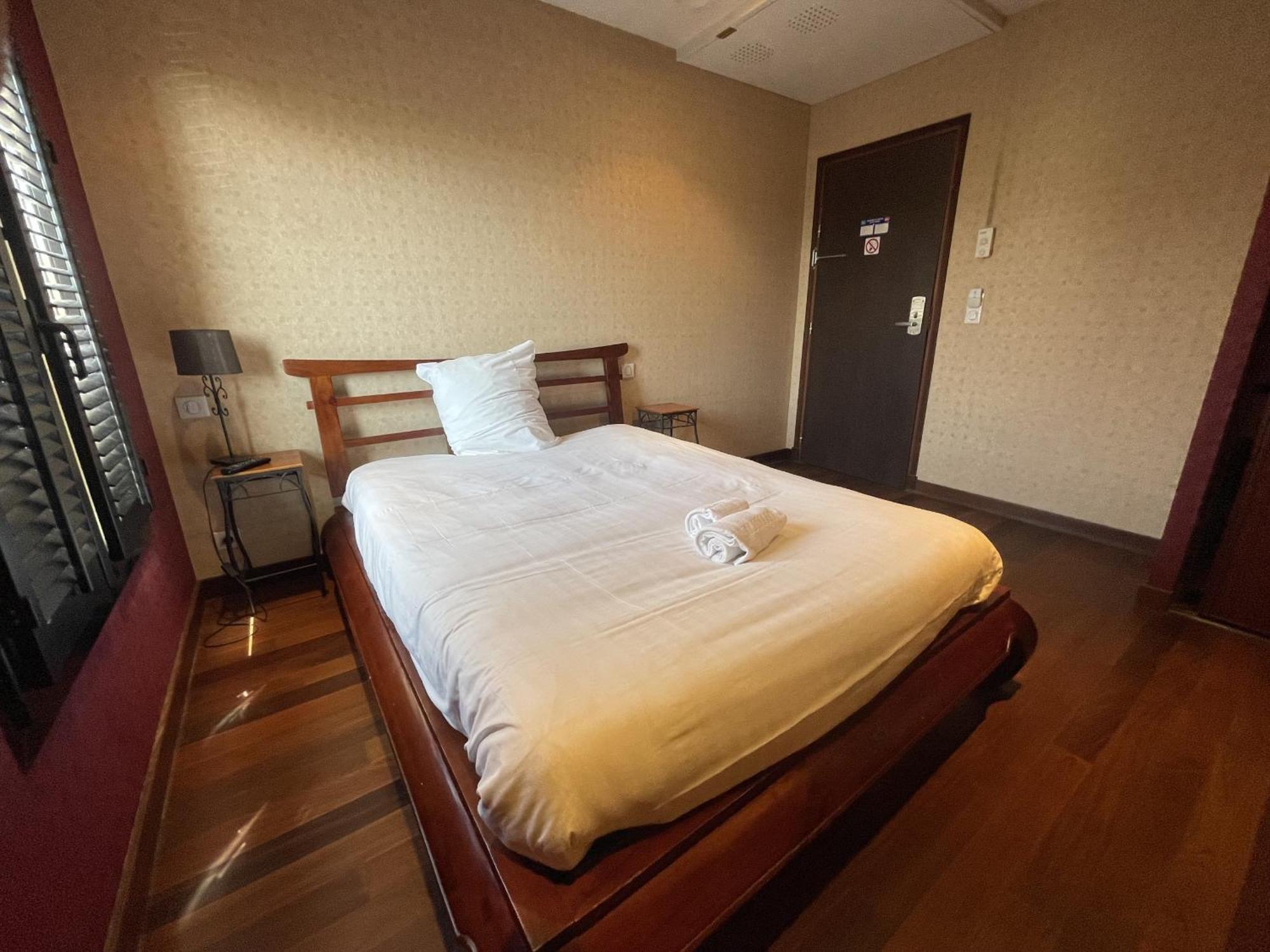 Le Celtic Hotel Le Thillay Quarto foto